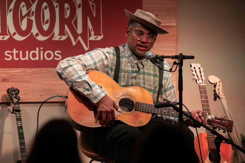 Dom Flemons concert at Capricorn