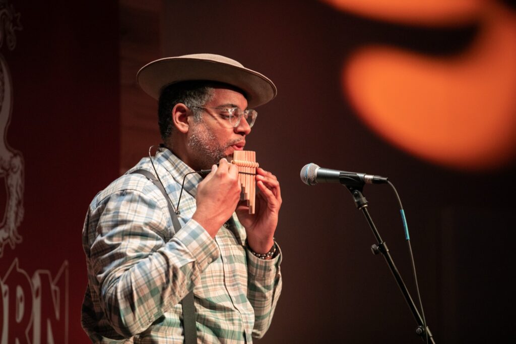 Dom Flemons concert at Capricorn