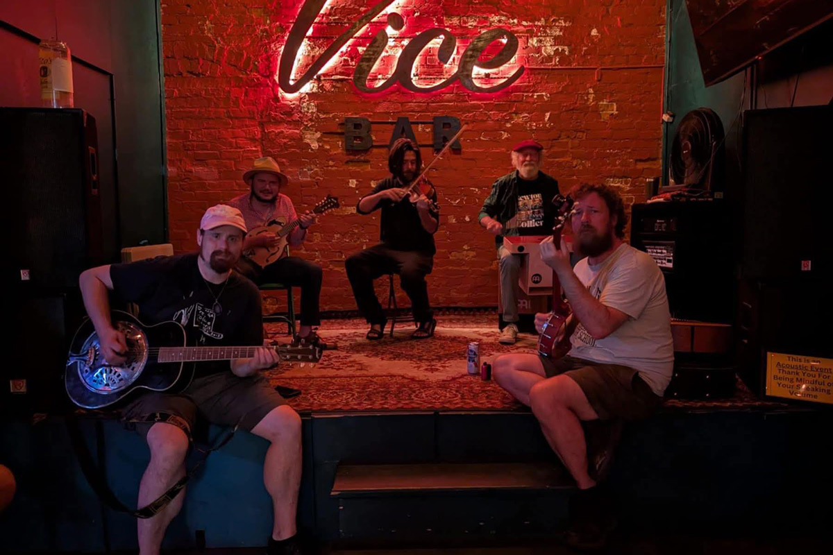 Band playing at Vice Bar